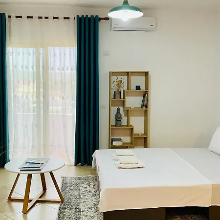 Apartment 3 - Center